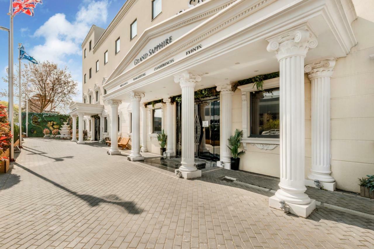 Grand Sapphire Hotel & Banqueting Croydon Dış mekan fotoğraf