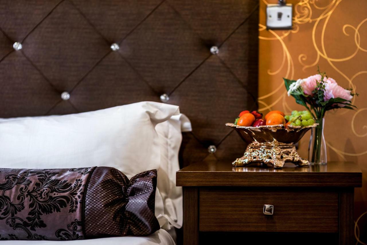 Grand Sapphire Hotel & Banqueting Croydon Dış mekan fotoğraf